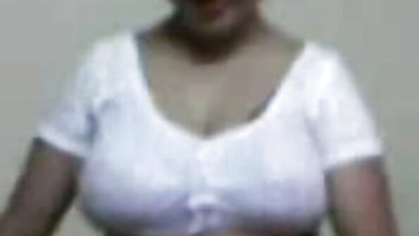 Petite malaekat Sybil Kristof nemu zakar saka Cale ing dheweke sensitif banci