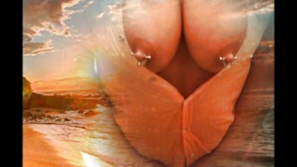 Massive dodo Laura Orsolya menehi titjob paling