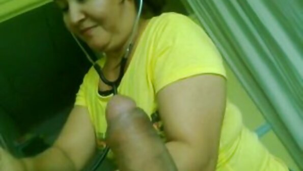 A pirang karo sange susu ing dheweke bali, nampa hard pitik jago