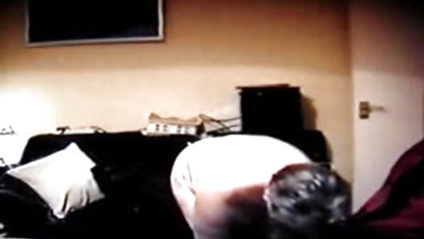 Doggystyle karo lady cilek lan dheweke nyenyet pus
